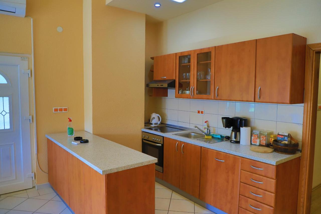 Apartment Crvena Jabuka *