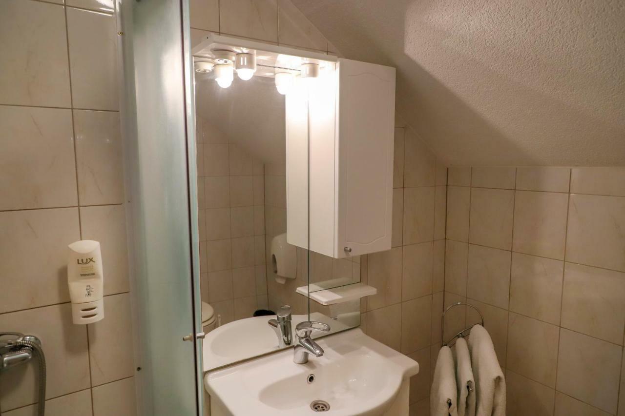 Crvena Jabuka Apartment *