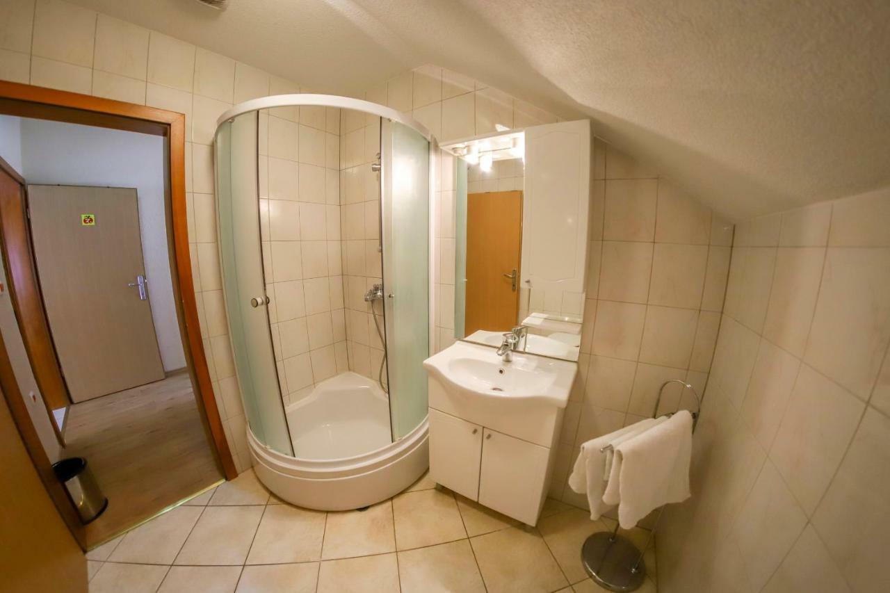 Apartment Crvena Jabuka *