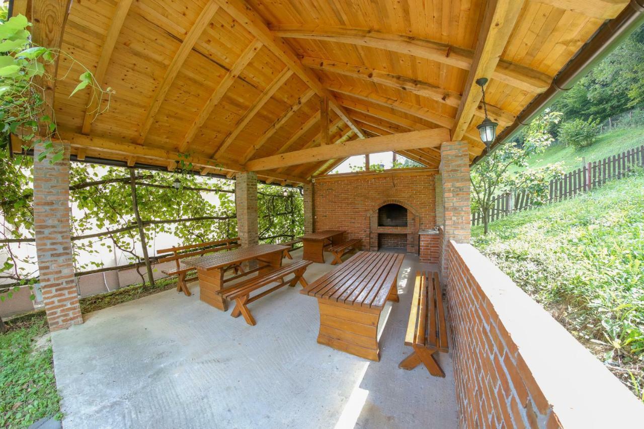 Apartment Crvena Jabuka Kljuc