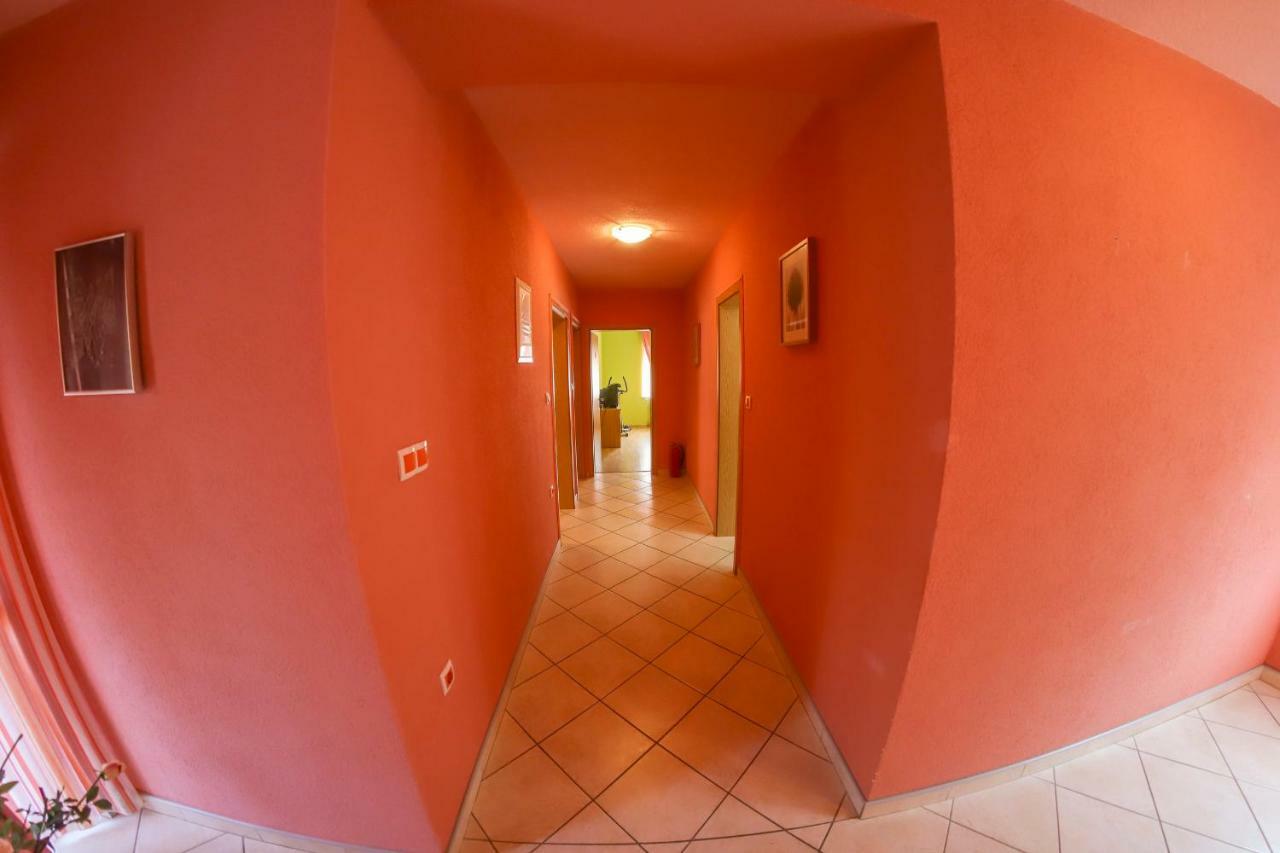 Apartment Crvena Jabuka